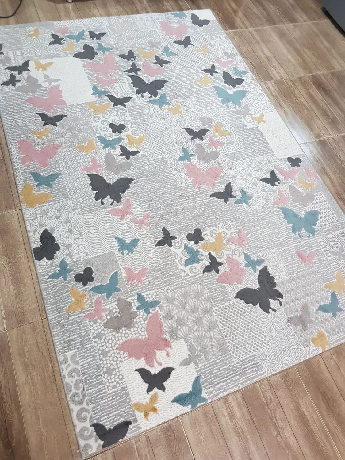 فرش ۴ متری|فرش|رشت, ولکس|دیوار