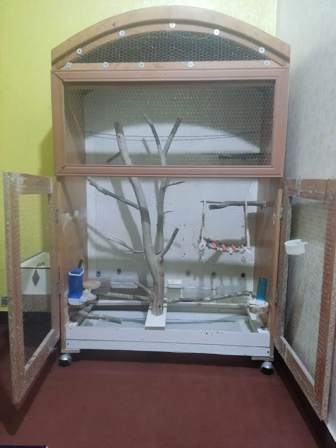 قفس پرنده دست ساز بزرگ|لوازم جانبی حیوانات|اهواز, کوی سعدی|دیوار