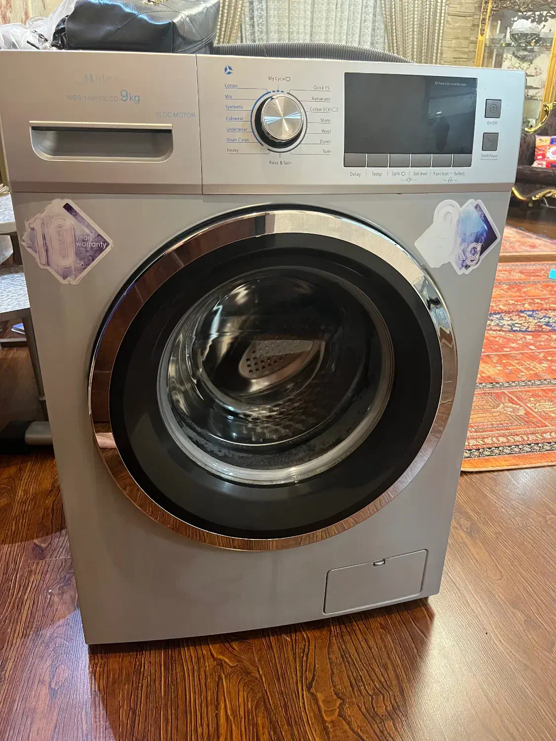 ماشین لباسشویی ۹کیلویی|ماشین لباسشویی و خشک‌کن لباس|رشت, دیلمان|دیوار