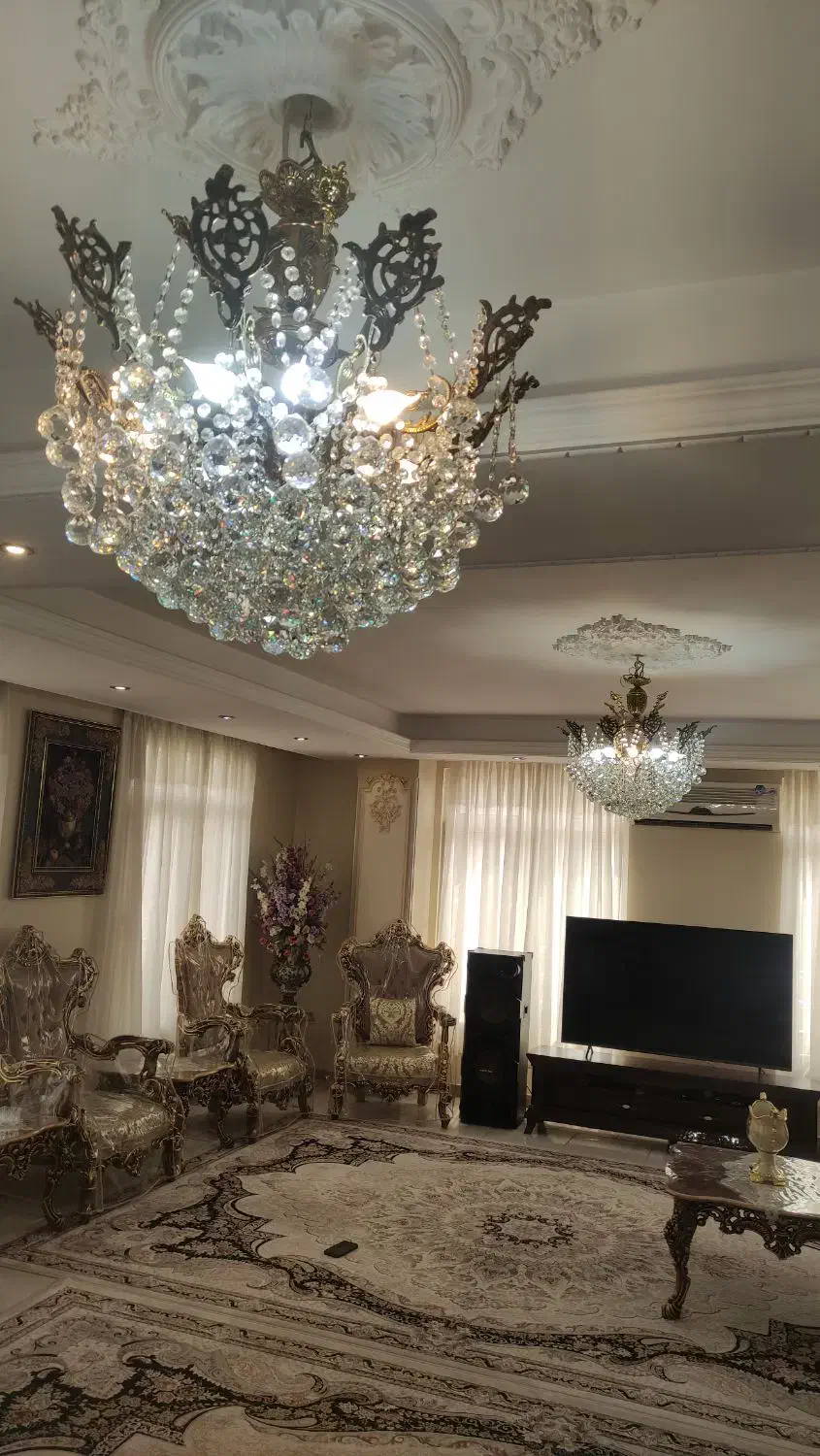 لوستر تمام برنز ۳عدد|لوستر و چراغ آویز|اسلام‌شهر, مطهری|دیوار