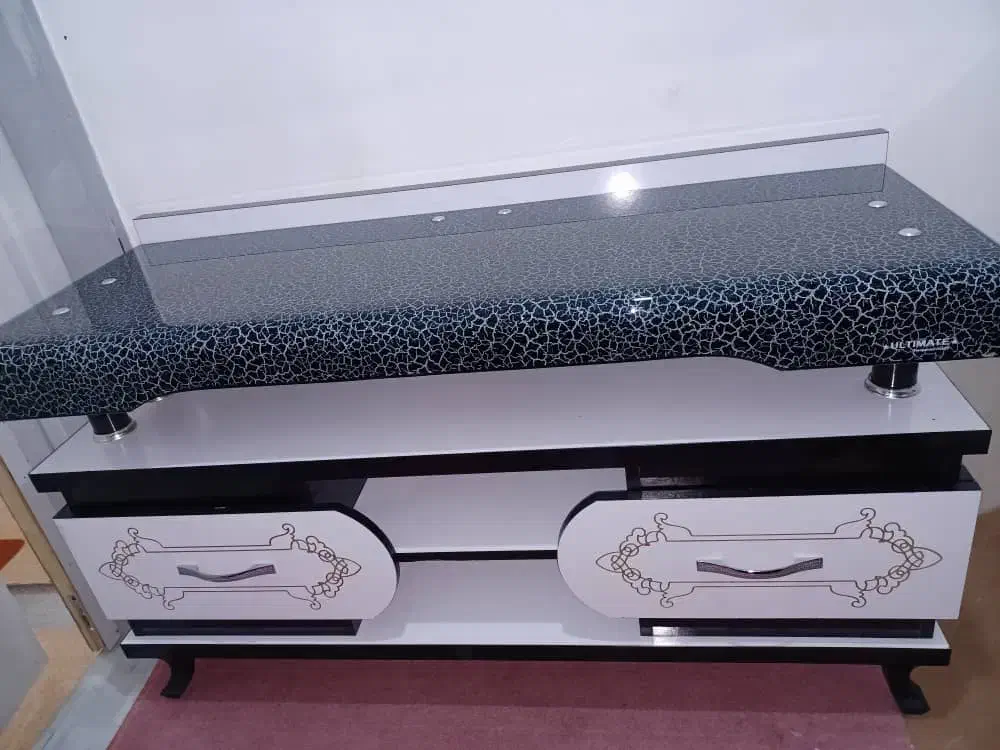 زیرتلویزیون|میز تلویزیون|پارس‌آباد, |دیوار