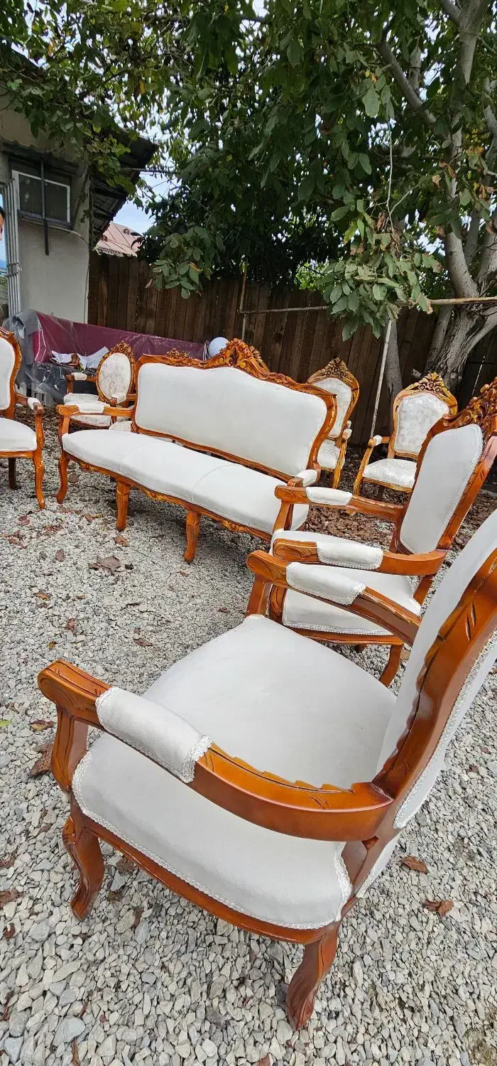 مبله کلاسیک به خاطر تغییر شغل ۲۴۵۰۰|مبلمان خانگی و میز عسلی|رامسر, |دیوار