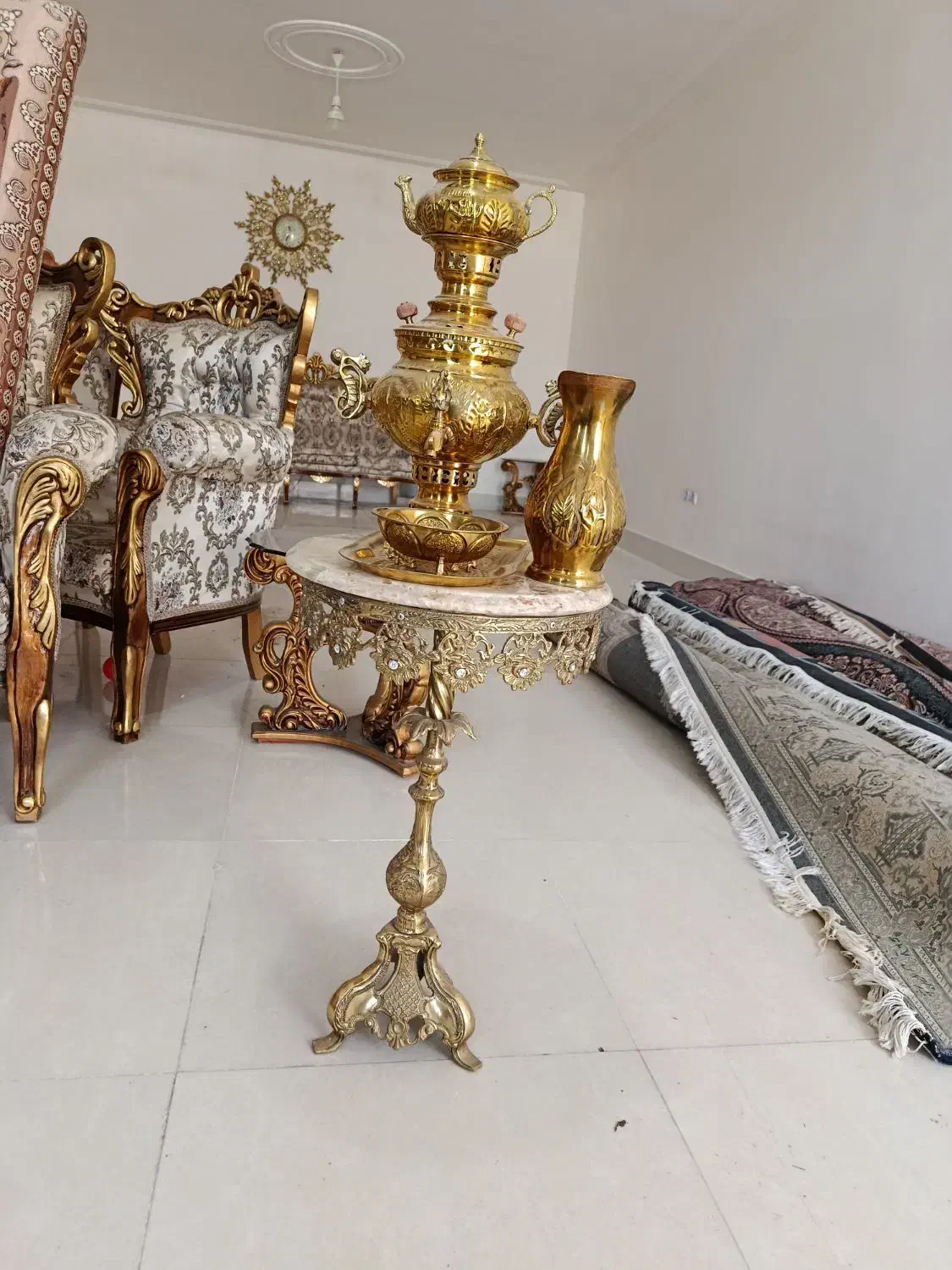 سماور و میز خاطره سطل اشغال جا دستمال کاغذی|ساعت دیواری و تزئینی|بروجرد, |دیوار