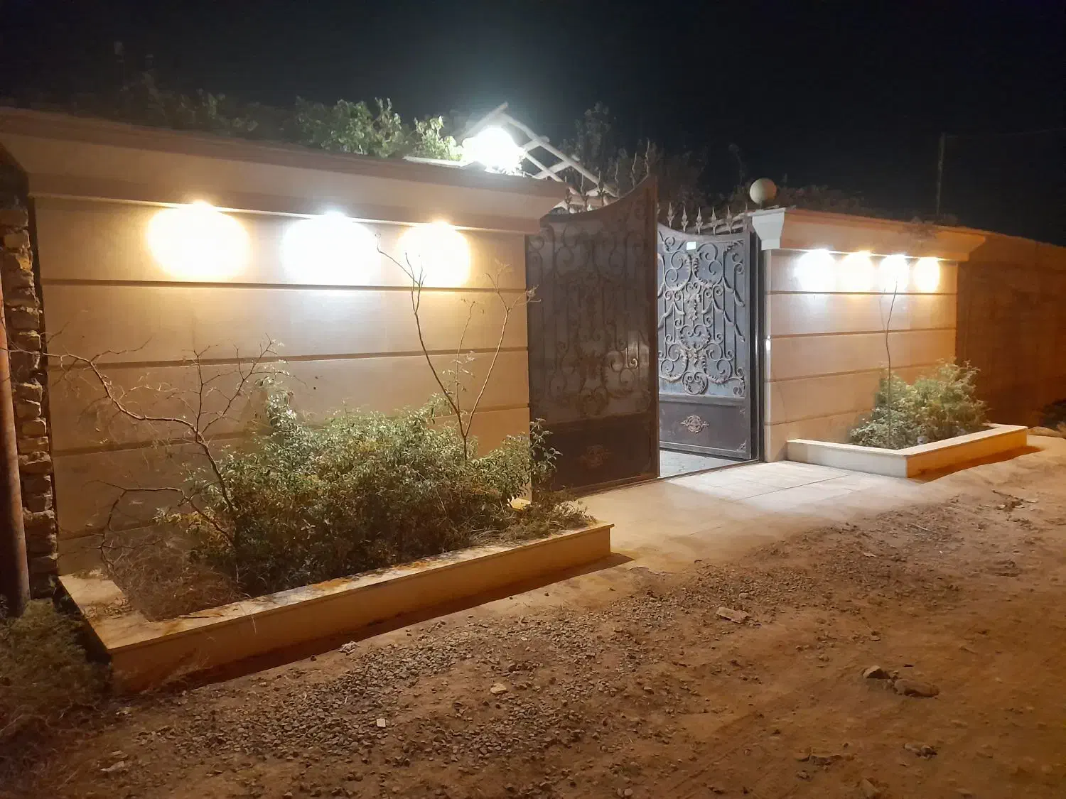 خانه باغ فروشی|فروش خانه و ویلا|کاشان, دانشگاه شهید رجایی|دیوار