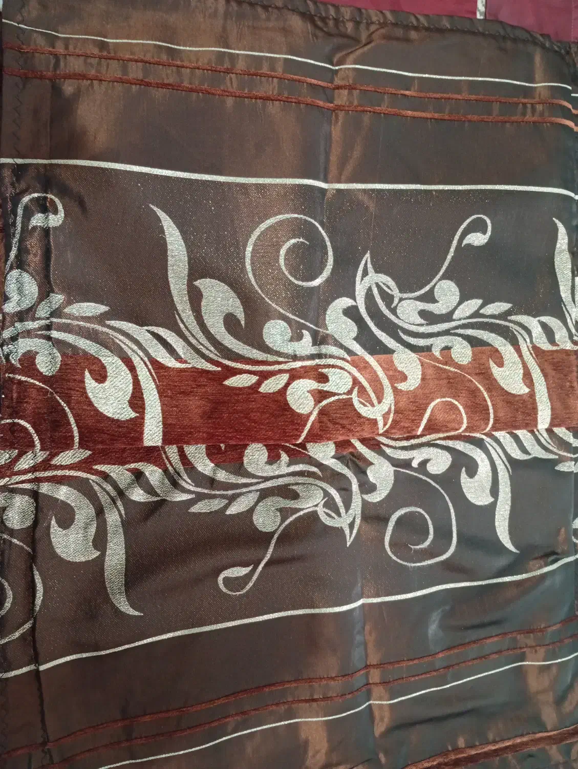 رو بالشی|رختخواب، بالش، پتو|گلستان (تهران), |دیوار