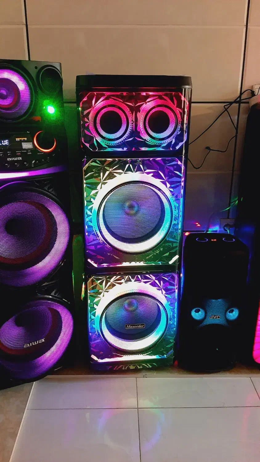 باند اسپیکر خاص برق و شارژ پنل جدید مکسیدر سوگلی|سیستم صوتی خانگی|زنجان, |دیوار