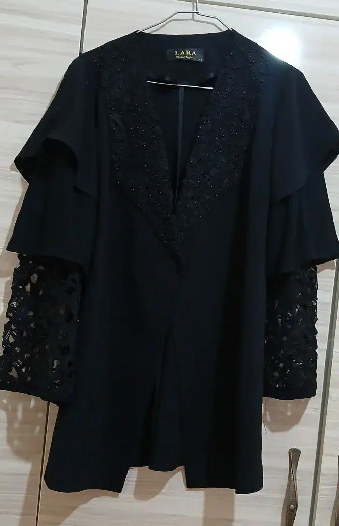 دوتا مانتو مشکی سایز ۴۲.۴۴ ۴۶|لباس|اردبیل, |دیوار