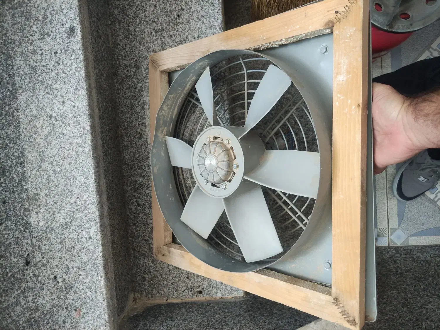 فن  هواکش|پنکه و تصفیه‌کنندهٔ هوا|شیراز, دوکوهک|دیوار