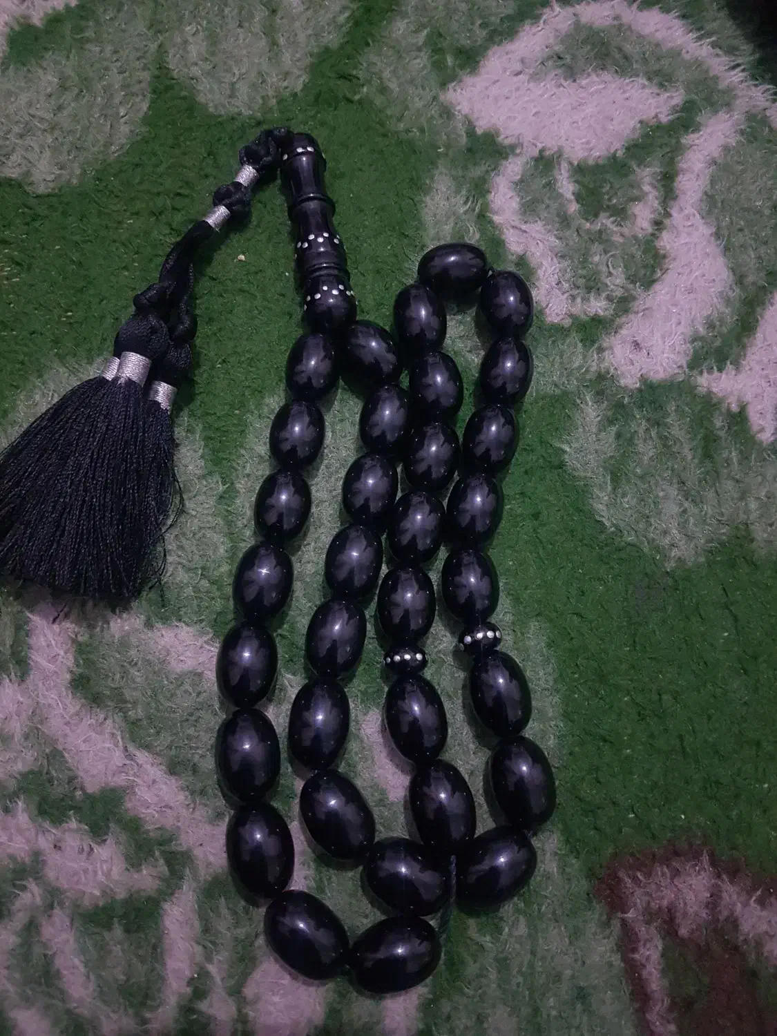 تسبیح یسر‌ قدیمی سنگین|کلکسیون اشیاء عتیقه|شیراز, سینما سعدی|دیوار