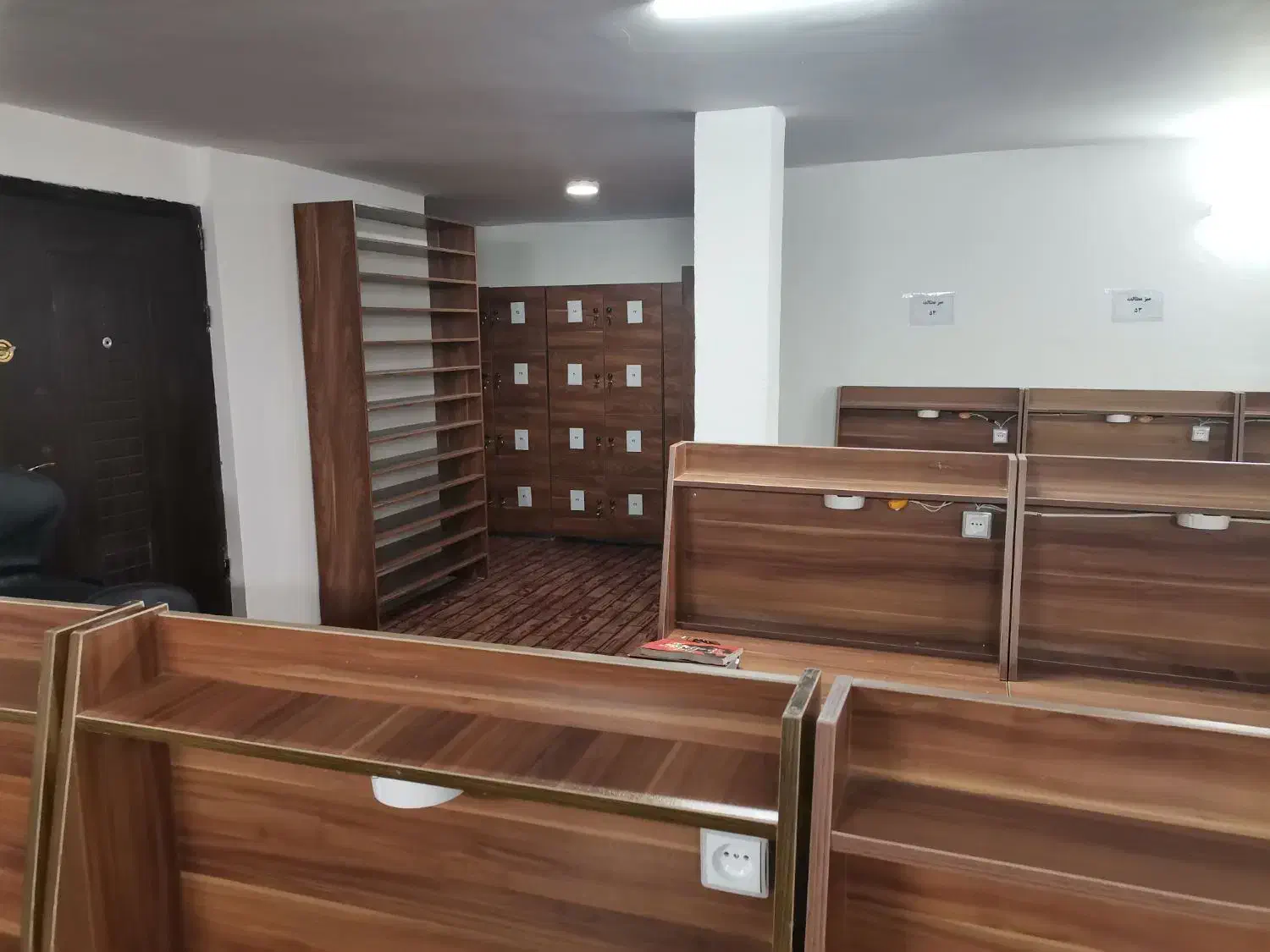 میز مطالعه سالن مطالعه و صندلی|میز تحریر و کامپیوتر|بوشهر, |دیوار