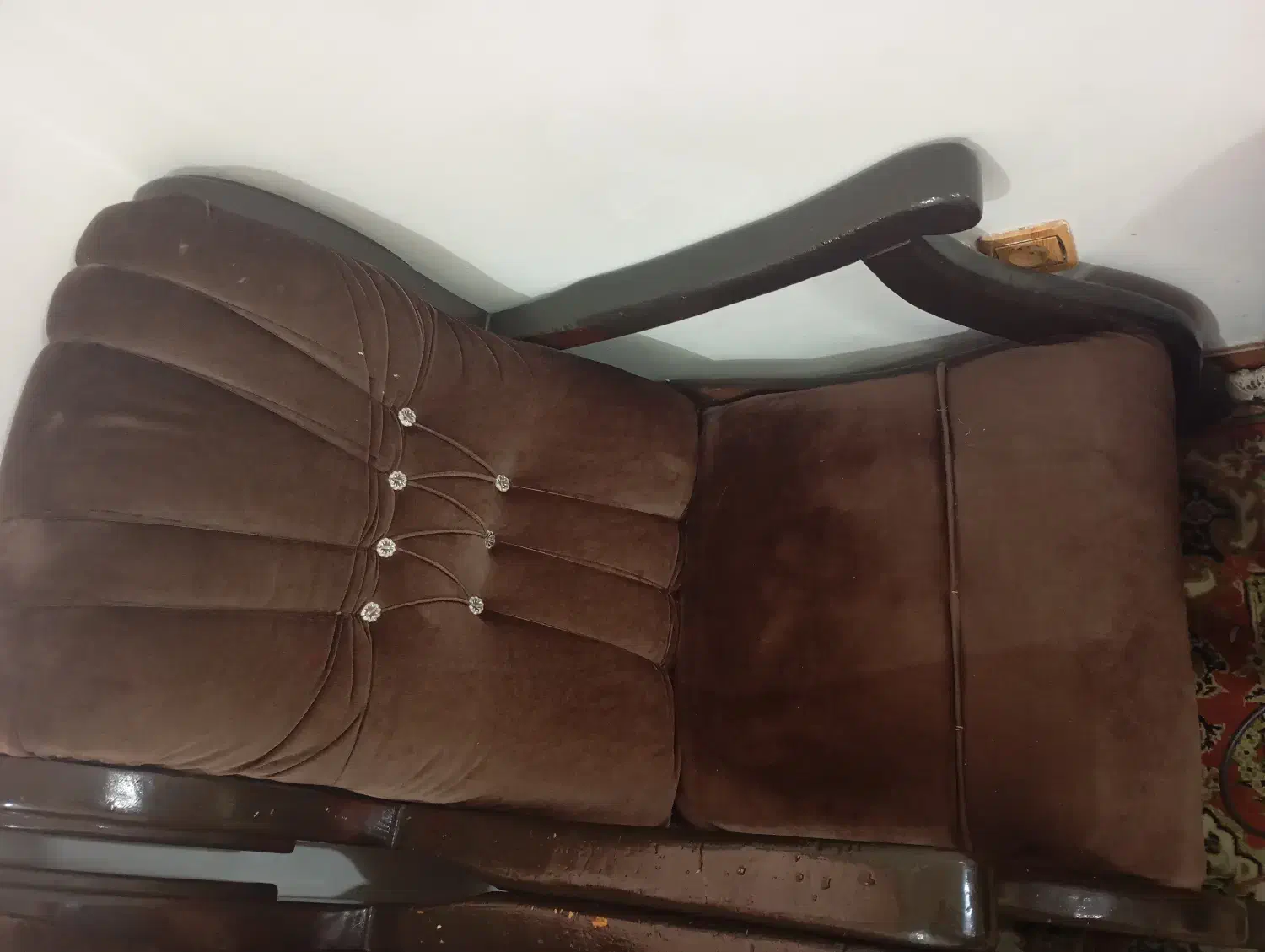 مبل چوب نراد در حد نو هشت نفره|مبلمان خانگی و میز عسلی|خشکبیجار, |دیوار