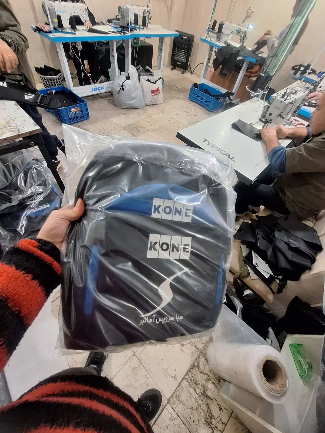 تولید کیف و کوله (عمده/خرد)|خدمات پیشه و مهارت|تهران, امام زاده عبدالله|دیوار