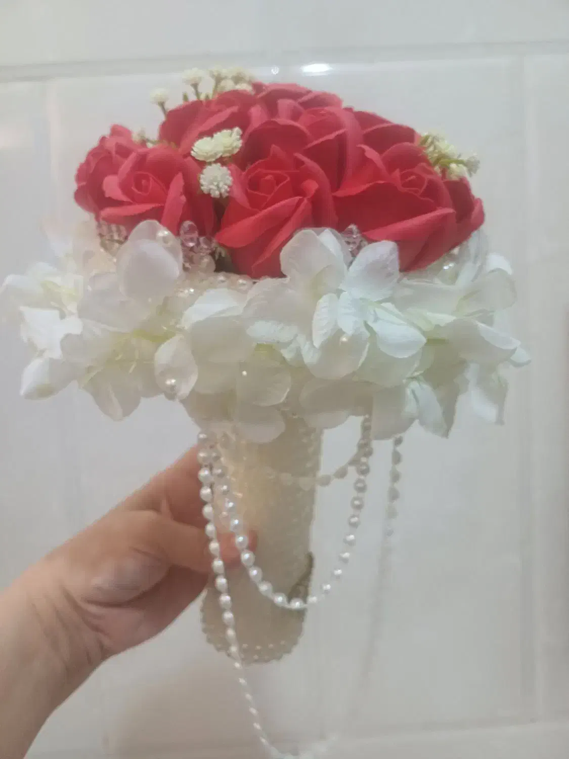 دسته گل عروس|گل مصنوعی|قم, قلعه کامکار|دیوار