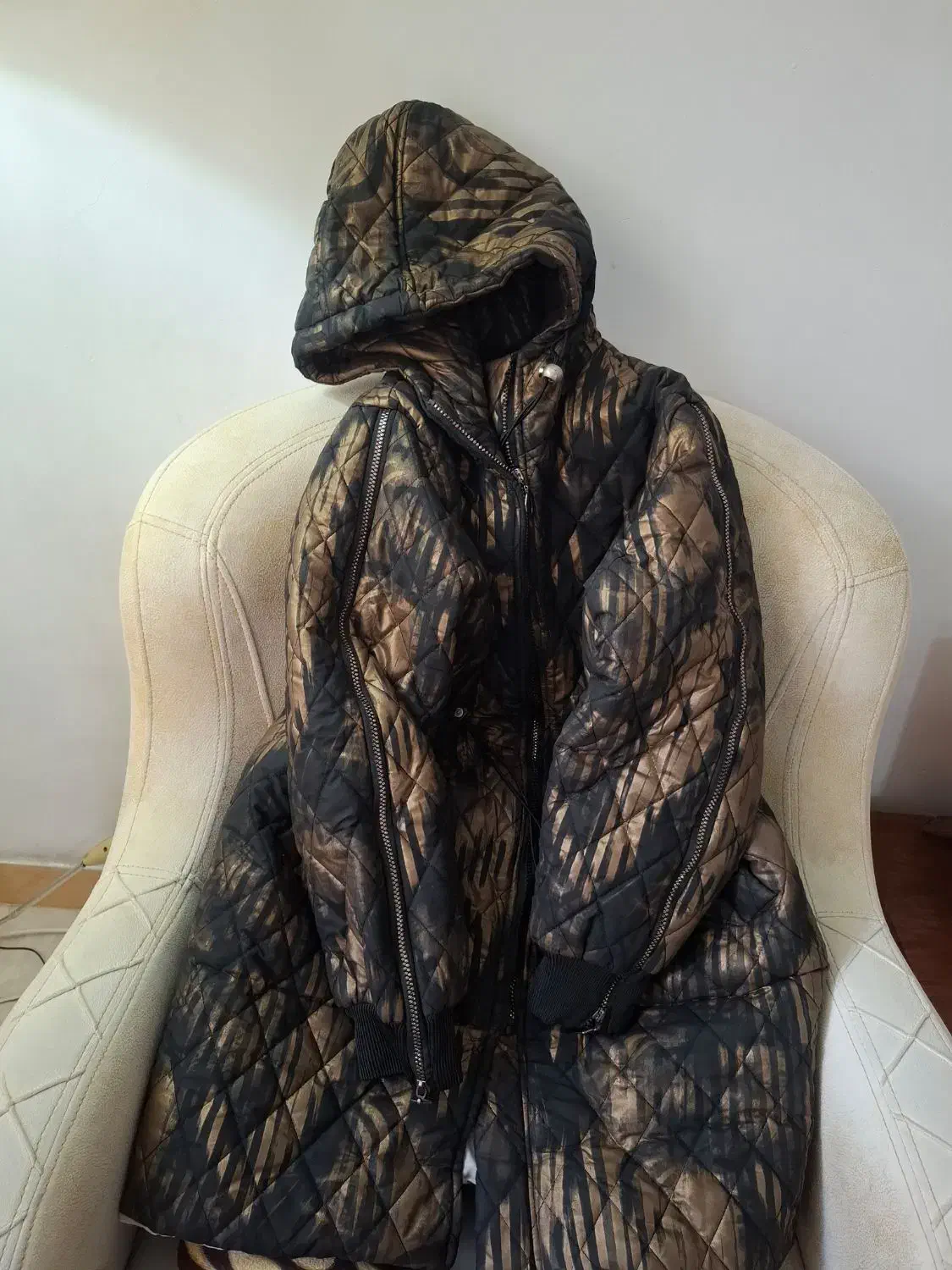 لباس درحدنوهستش قیمت مناسب|لباس|لاهیجان, قیام|دیوار