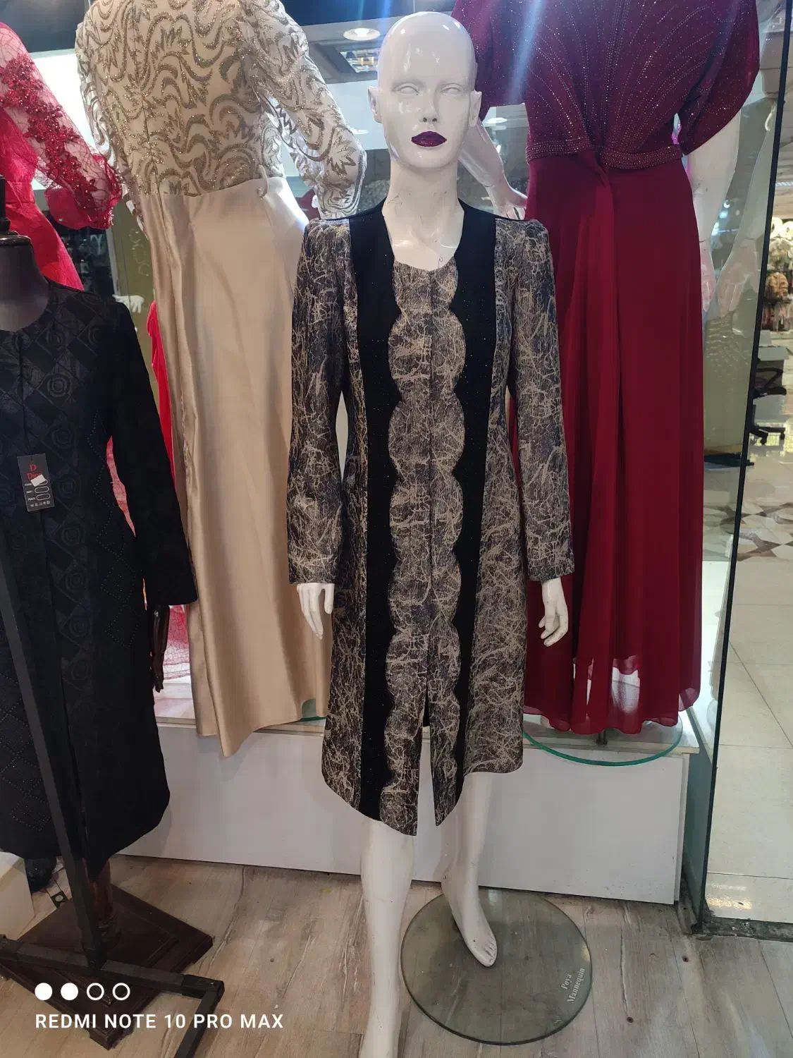 مانکن لباس مجلسی و مانتو|فروشگاه و مغازه|تبریز, |دیوار