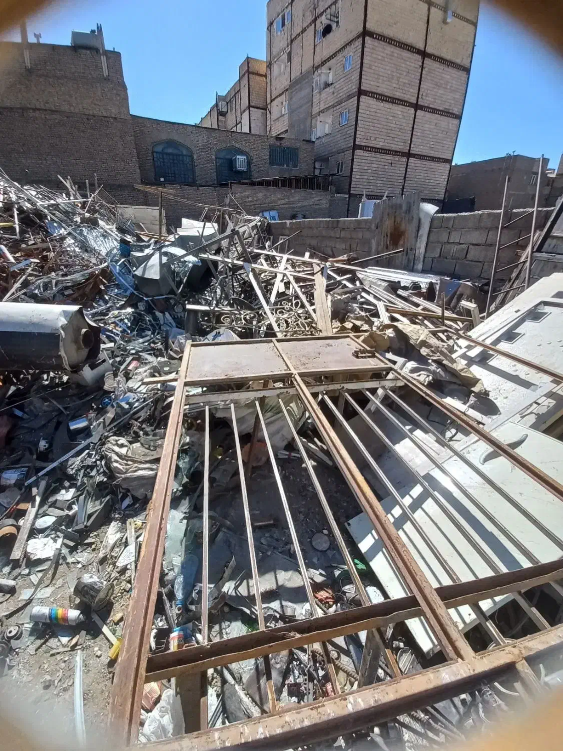 خ درب پنجره آلومینیوم ضایعات آهن پلاستیک|عمدهفروشی|مشهد, ایثار|دیوار