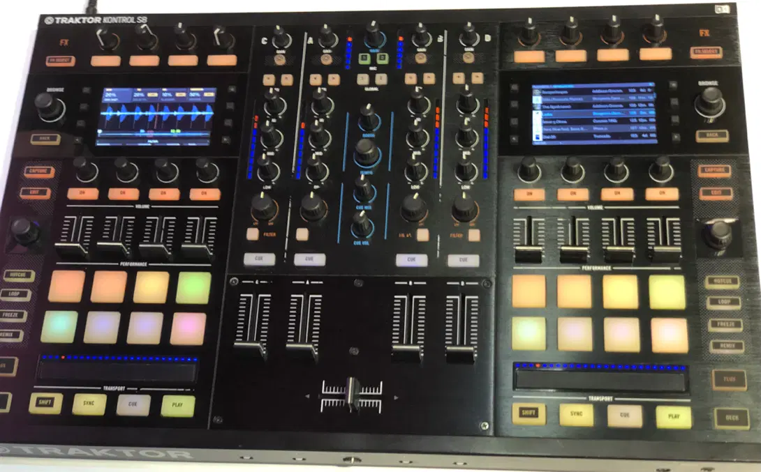 دستگاه دیجی traktor s8|آلات موسیقی|تهران, ستارخان|دیوار