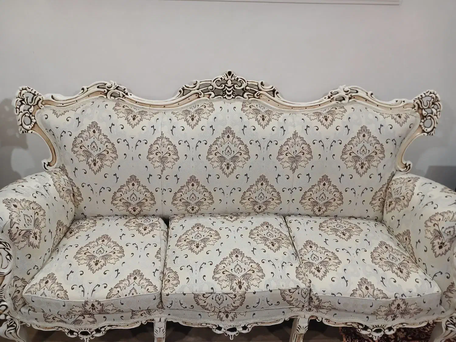 فروش مبل سلطنتی با قیمت ویژه|مبلمان خانگی و میز عسلی|مراغه, |دیوار