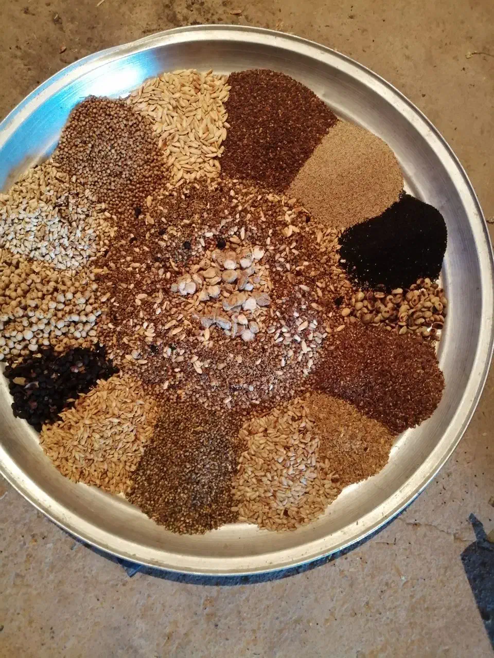 قاووت. ادویه جات. کاچی. حلواارده براصبحونه.|خوردنی و آشامیدنی|شیراز, فخرآباد (دروازه کازرون)|دیوار