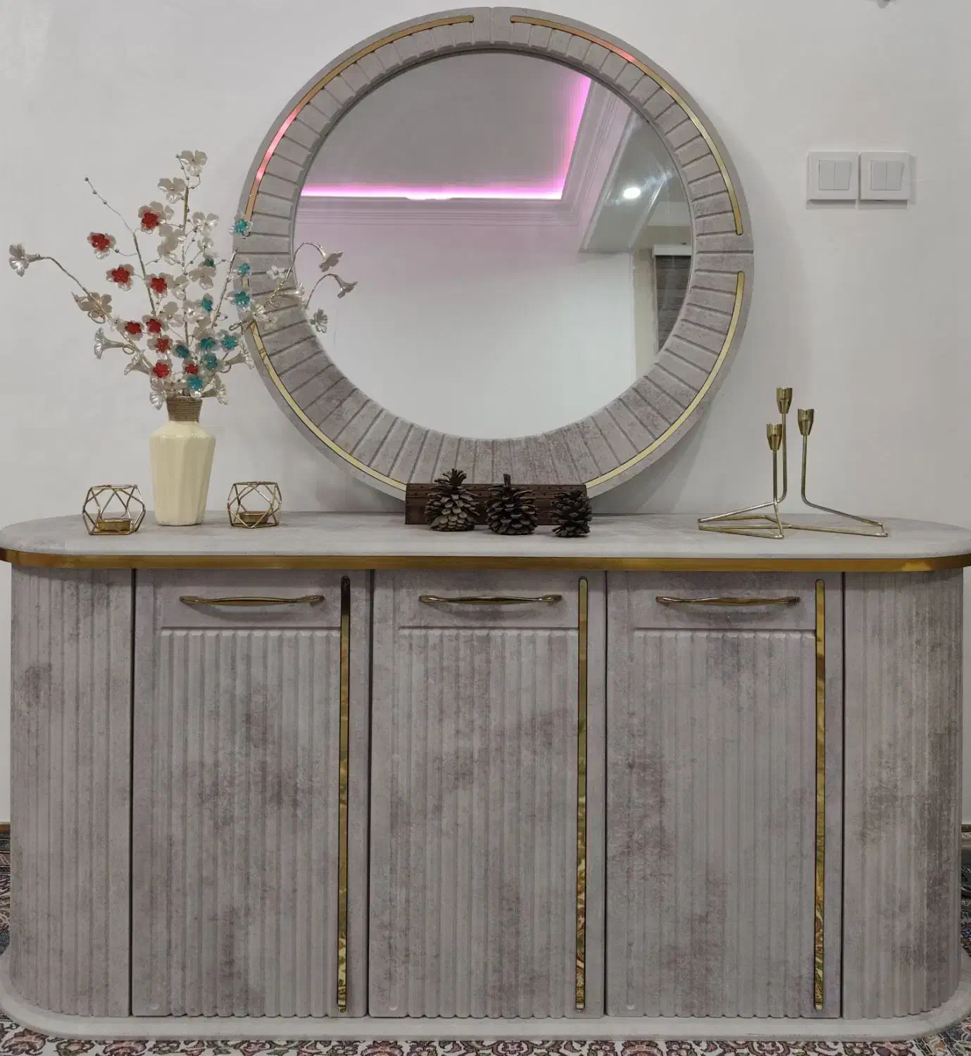 آینه و کنسول رنگ طوسی|بوفه، ویترین، کنسول|رامند, |دیوار