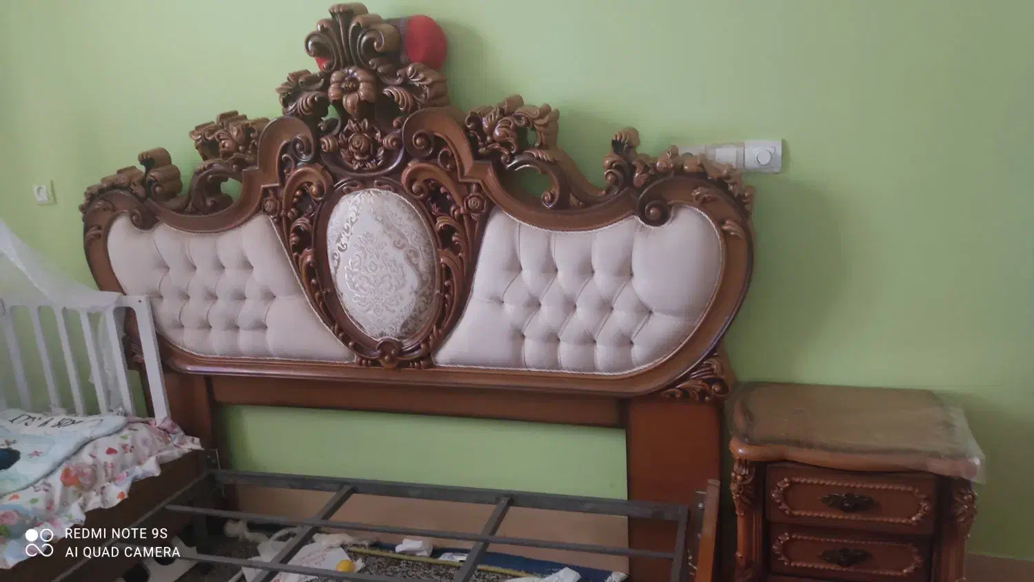 تخت یک نفره و دو نفره و میز تحریر بچه گانه|تخت و سرویس خواب|بندر دیر, |دیوار