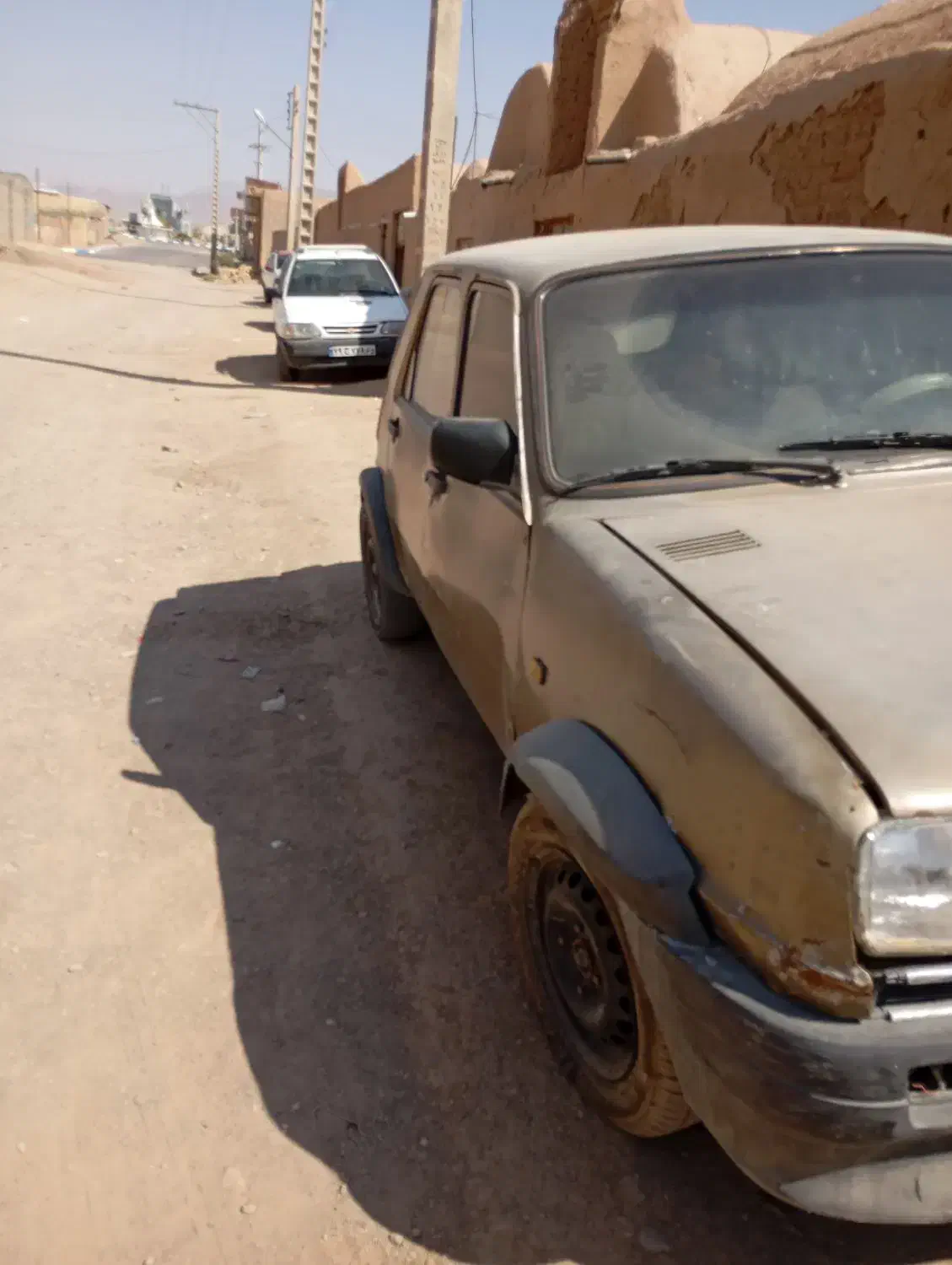 ماشین پی کی|خودرو سواری و وانت|بهرمان, |دیوار