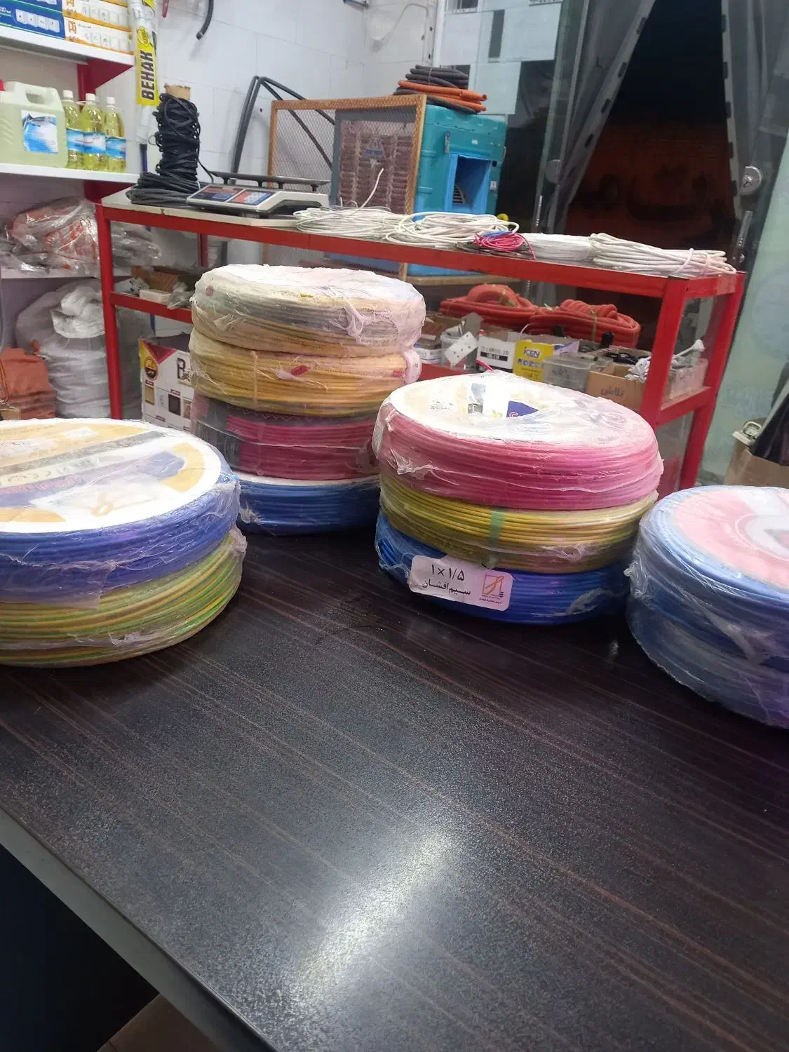 سیم و کابل خرید و فروش مطمئن|مصالح و تجهیزات ساختمان|مشهد, خواجه ربیع|دیوار