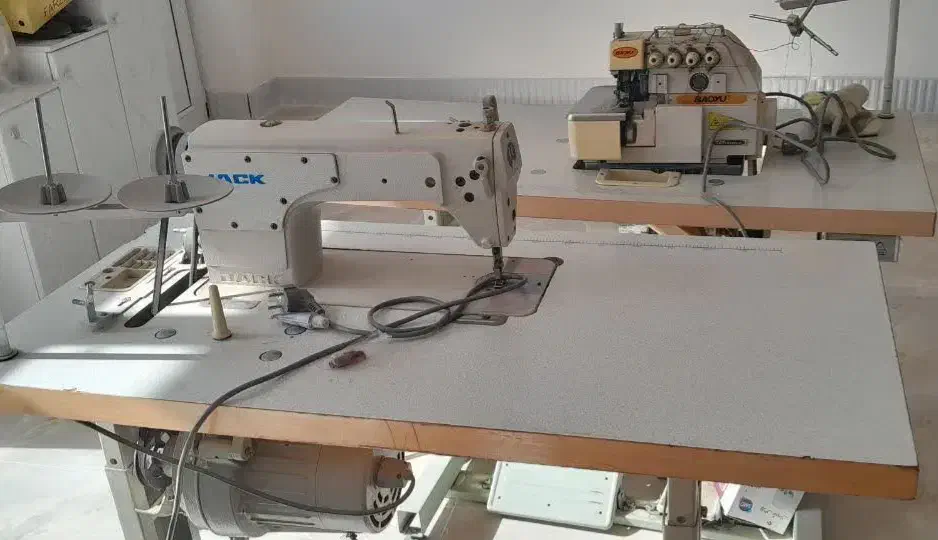 چرخ خیاطی دینام دار کم کارکرد هردو بشرط|چرخ خیاطی و ریسندگی|افشار, |دیوار