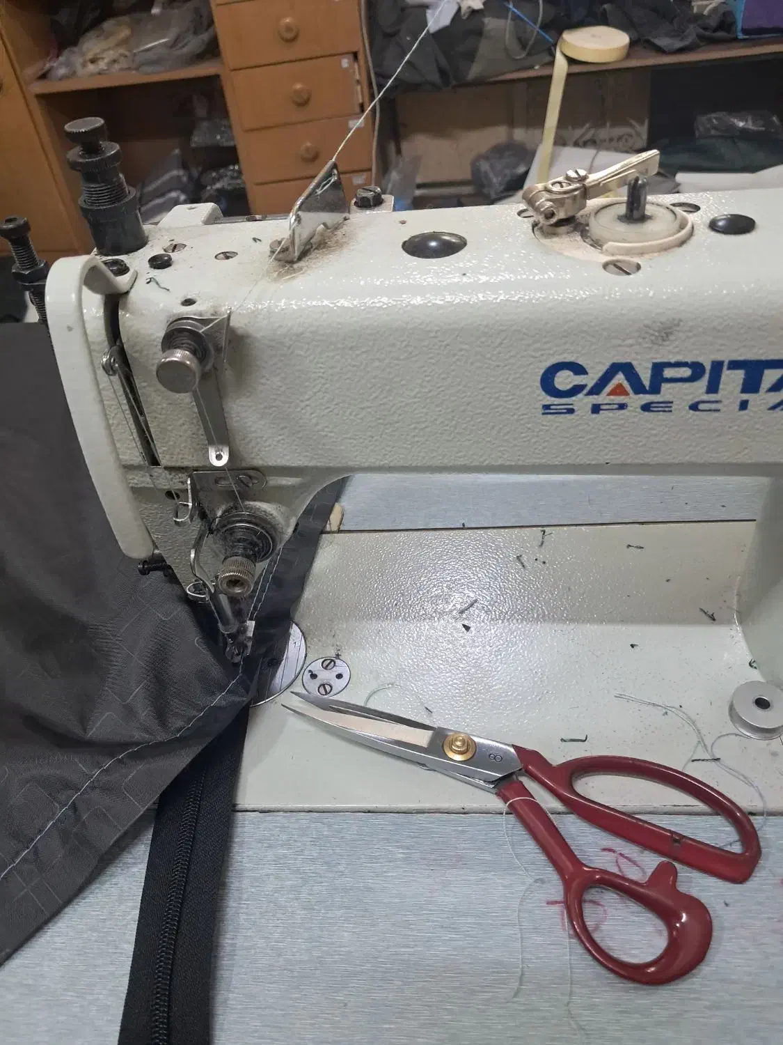 وسط،کار،  خانم خیاطی وسط،کاری|استخدام صنعتی، فنی، مهندسی|تهران, سیروس|دیوار