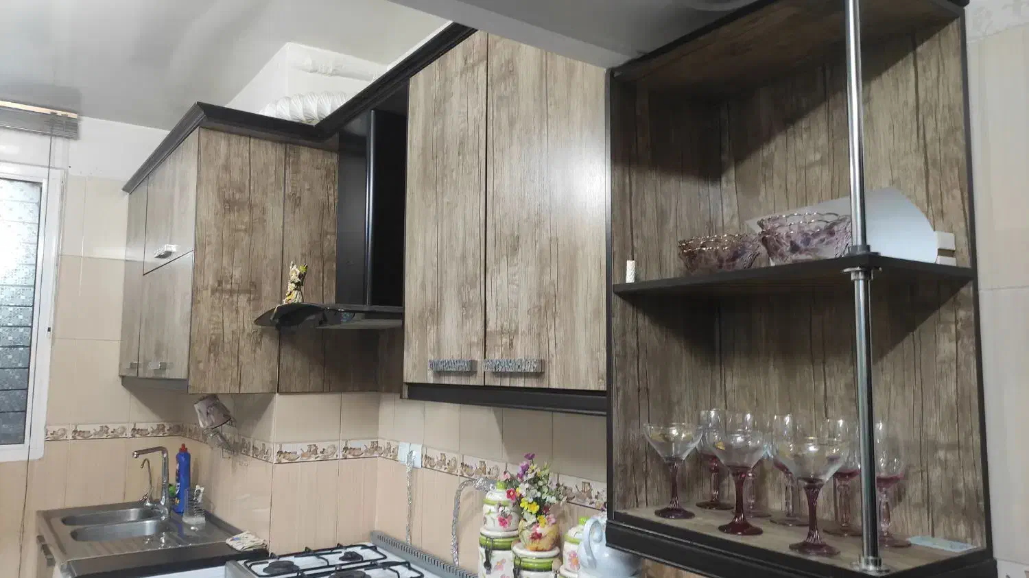 کابینت|مصالح و تجهیزات ساختمان|قم, دروازه چوبی|دیوار