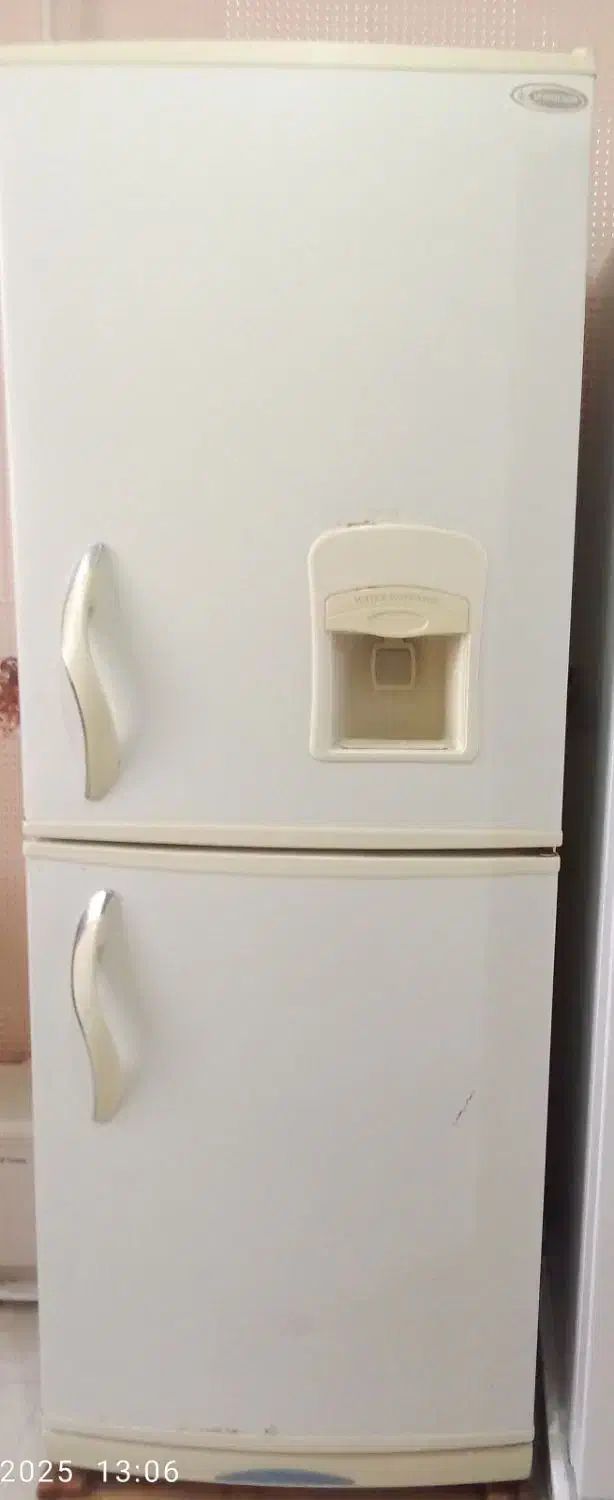 یخچال|یخچال و فریزر|خرمدشت, |دیوار