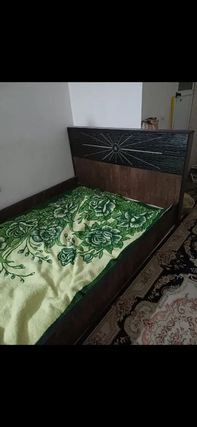تختخواب چوبی دو نفره|تخت و سرویس خواب|فردیس, سرحد آباد|دیوار