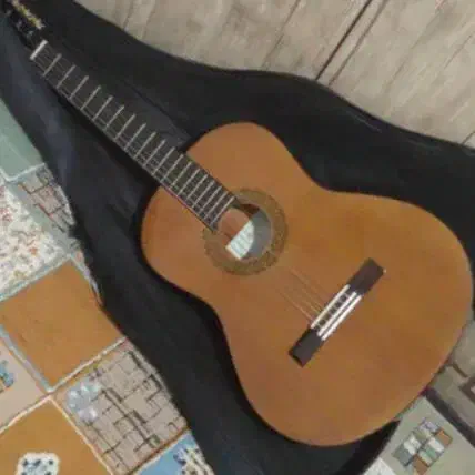 سرگرمی|گیتار، بیس، امپلیفایر|شاهین‌شهر, بانک استان|دیوار