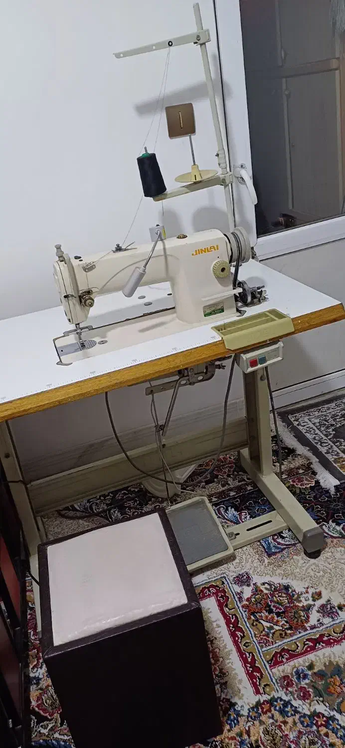 چرخ خیاطی|لوازم خیاطی و بافتنی|مرودشت, مسکن مهرگان|دیوار