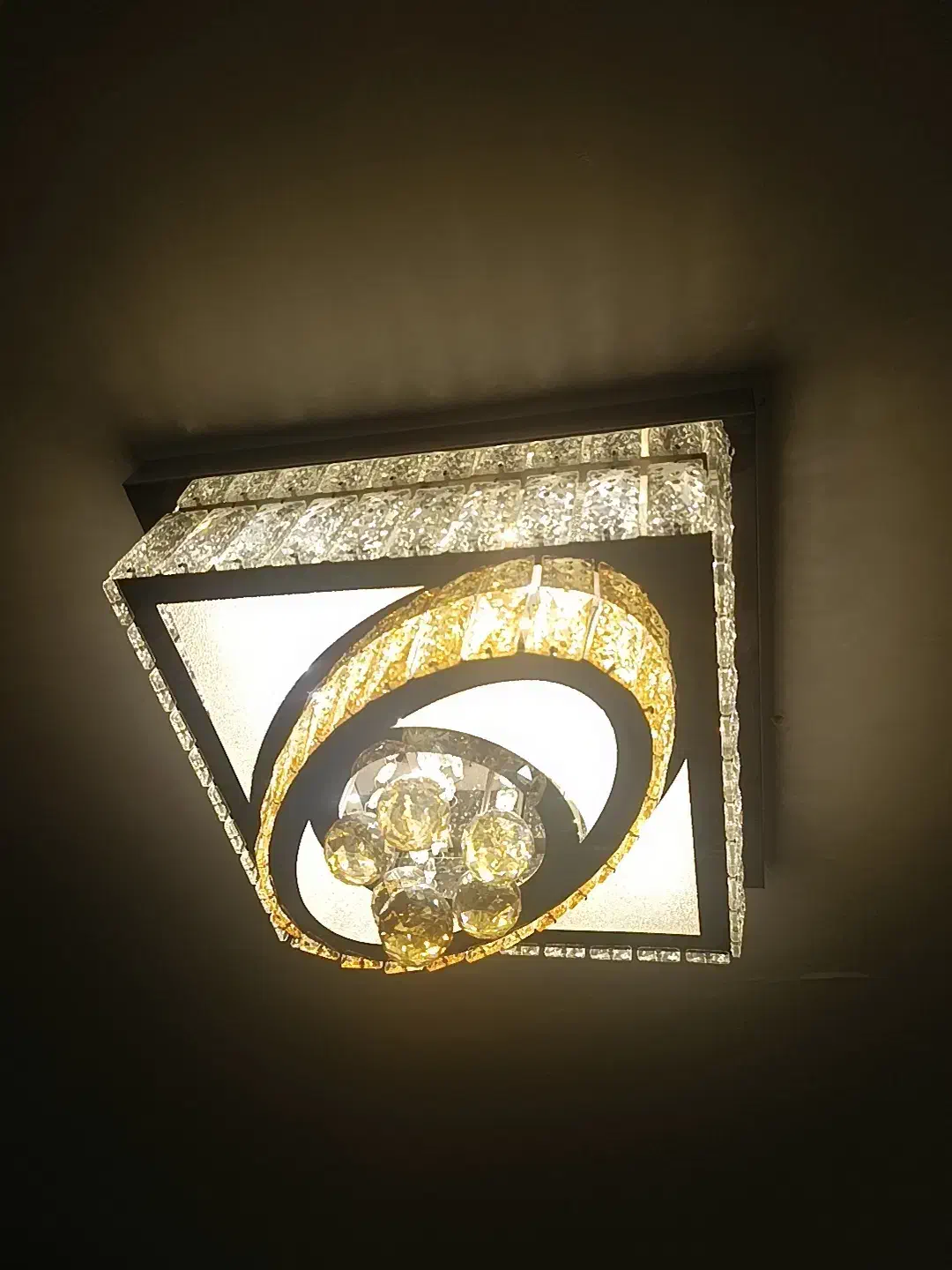 لوستر ریموت دار|لوستر و چراغ آویز|اردبیل, |دیوار