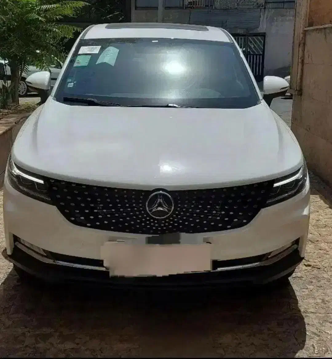 دیگنیتی سفید مشکی|خودرو سواری و وانت|اصفهان, پوریای ولی|دیوار