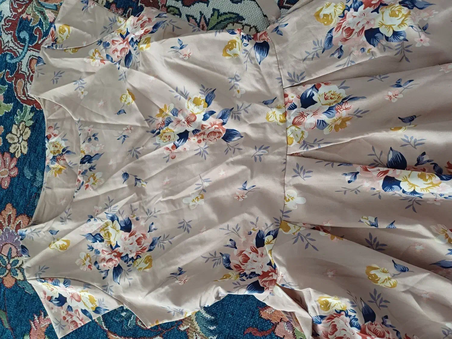 ۴ عدد سارافون دخترانه نو|لباس|کرج, کمالشهر|دیوار