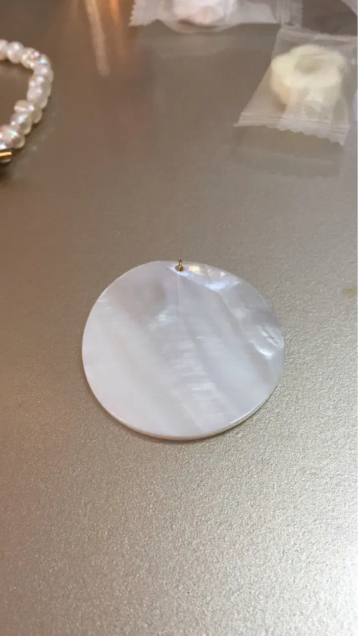 گردنبند و دستبند مروارید و چرم|بدلیجات|قم, زنبیل آباد|دیوار