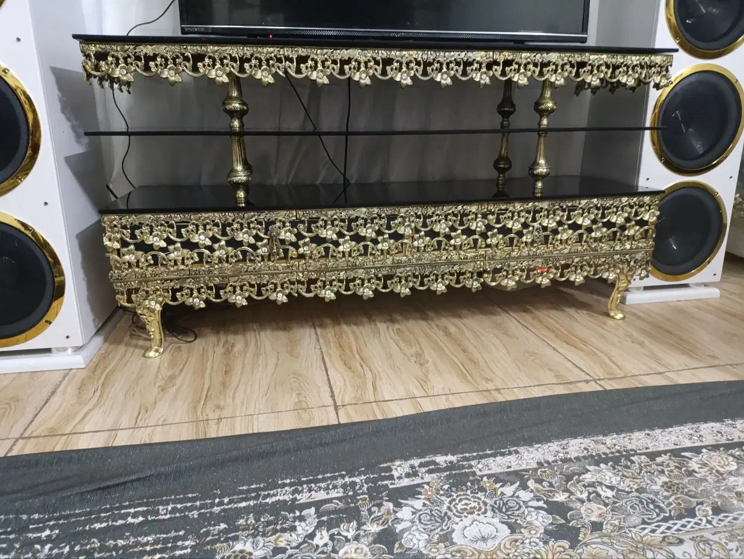 ویترین میز تلوزیون اینه شمدون برنزه|بوفه، ویترین، کنسول|شهریار, شهرک شاهد|دیوار