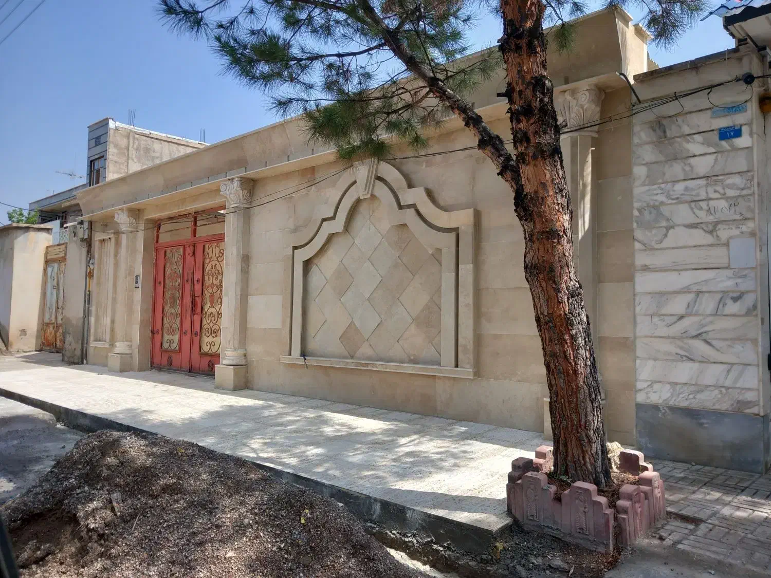 خدمات کاشی کاری و نما|خدمات پیشه و مهارت|میانه, |دیوار