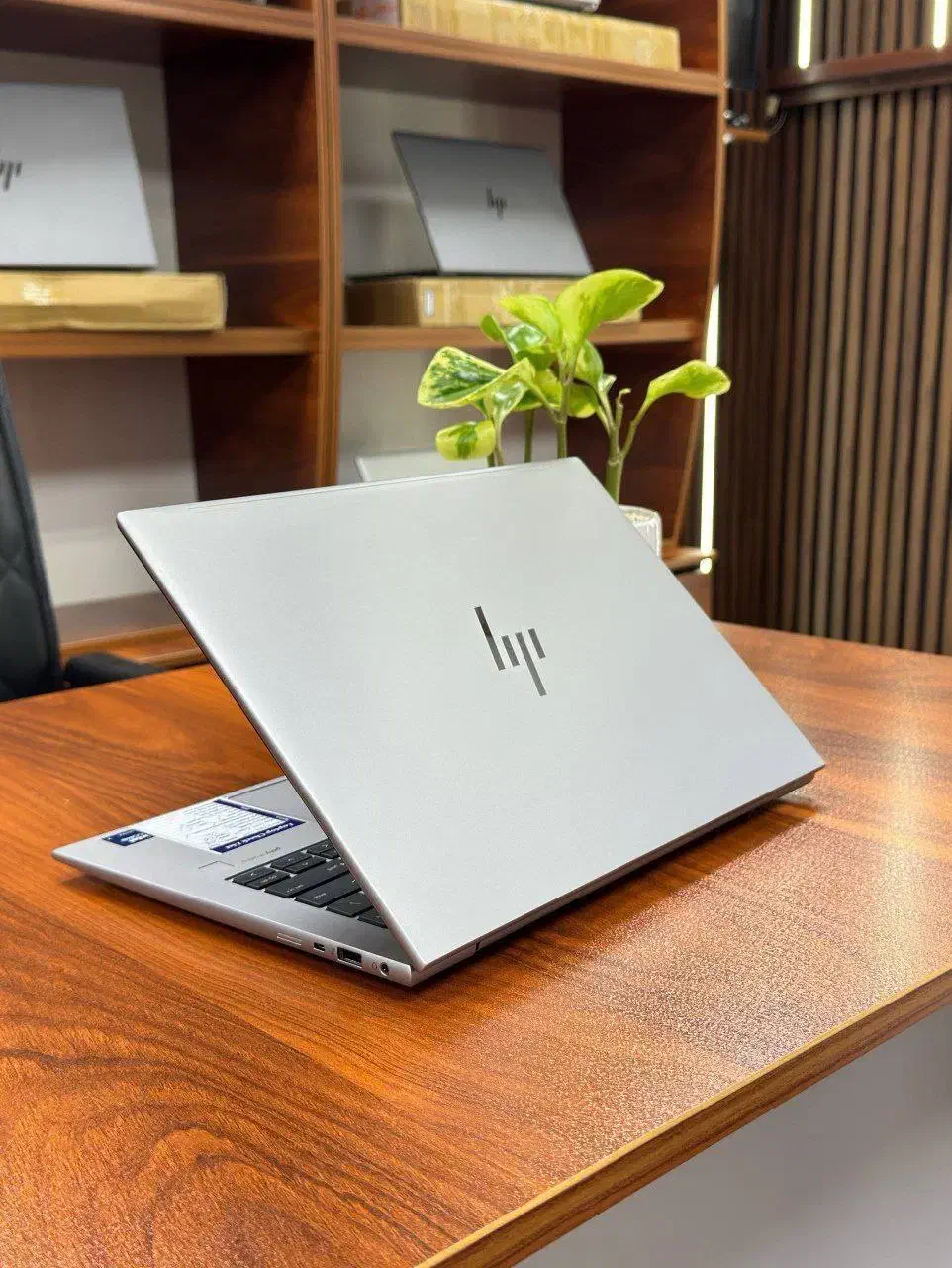 لپتاپ سبک 2024 پردازننده 2024 سری H Hp zbook|رایانه همراه|تهران, فلسطین (میدان انقلاب)|دیوار