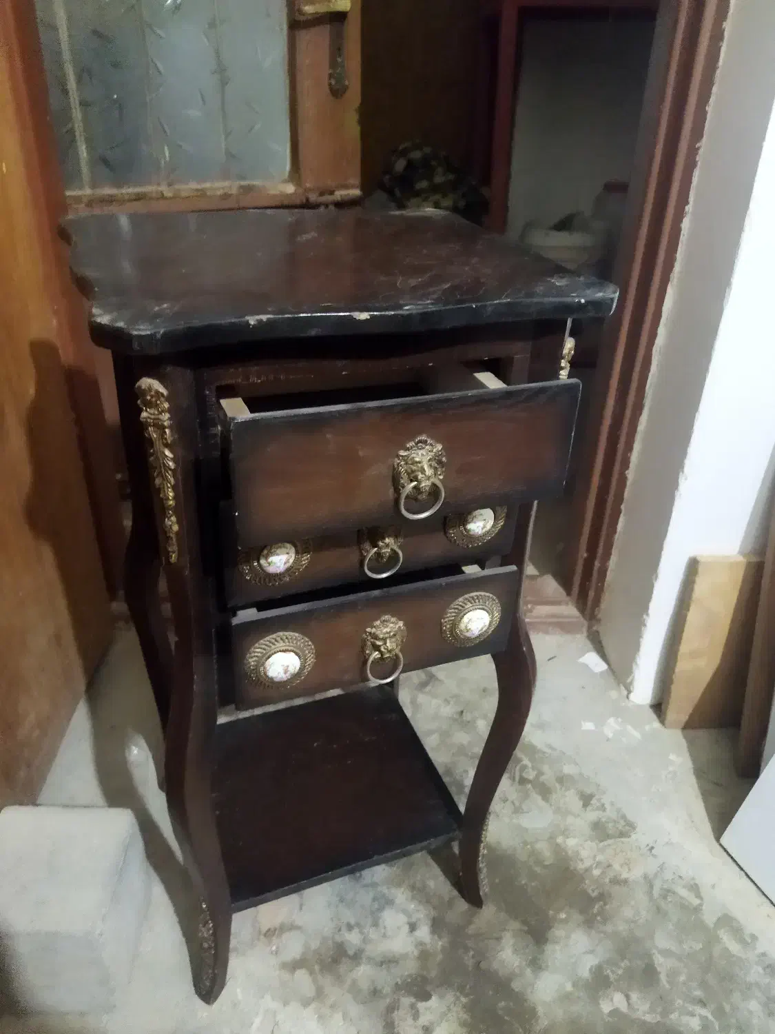 میز|میز تلفن|قوچان, |دیوار