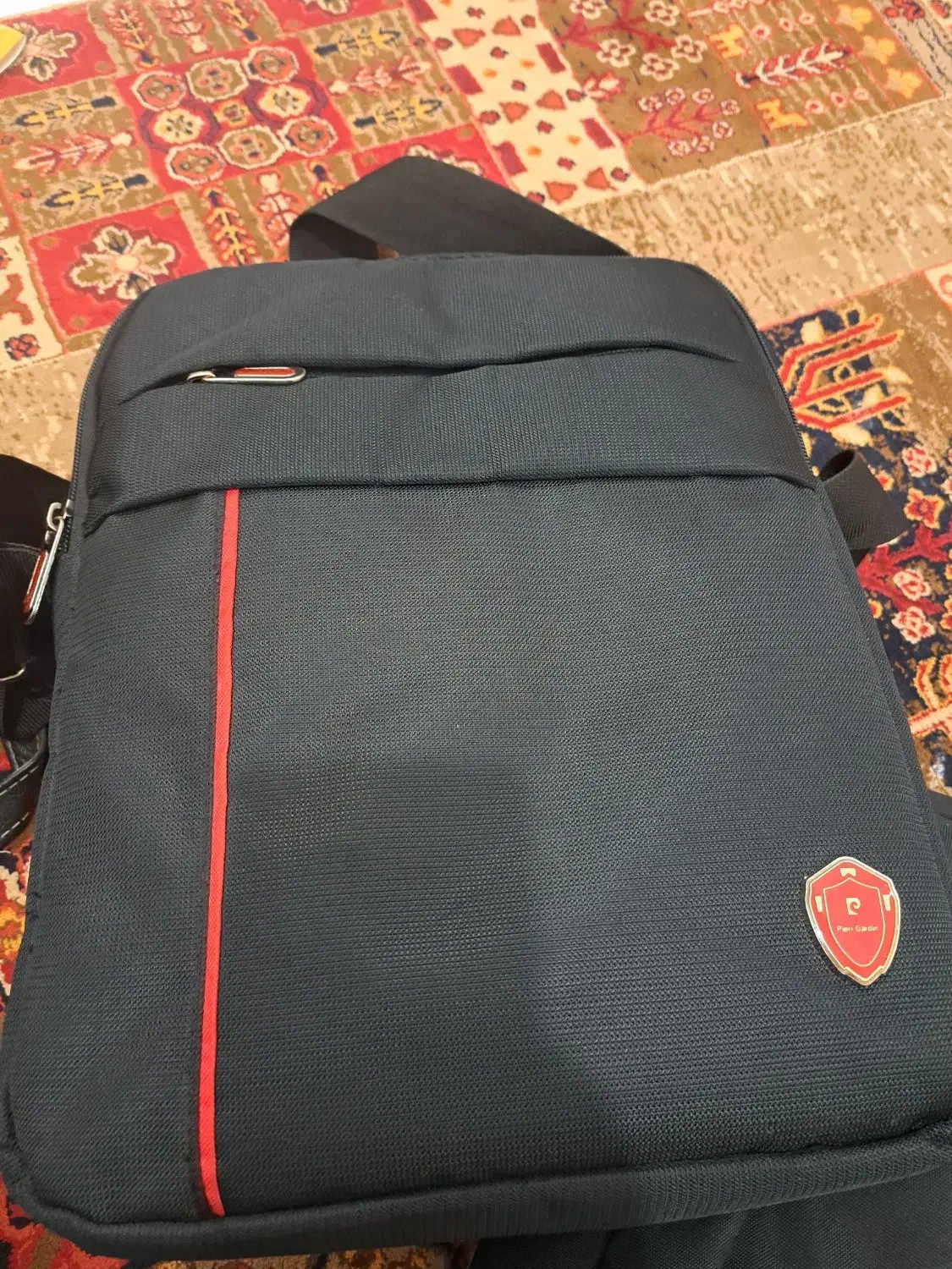 هم کیف اداری هم کیف لب تاب میشه .|کیف، کفش، کمربند|شوشتر, |دیوار