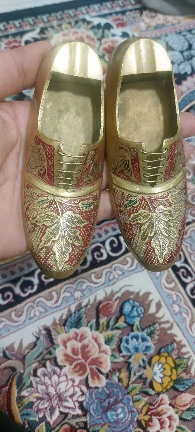 آنتیک کفش برنجی|کلکسیون اشیاء عتیقه|گلستان (تهران), |دیوار