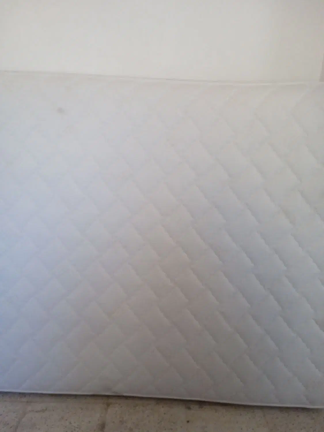 یک عدد تشک دو نفره|تشک تختخواب|بم, |دیوار