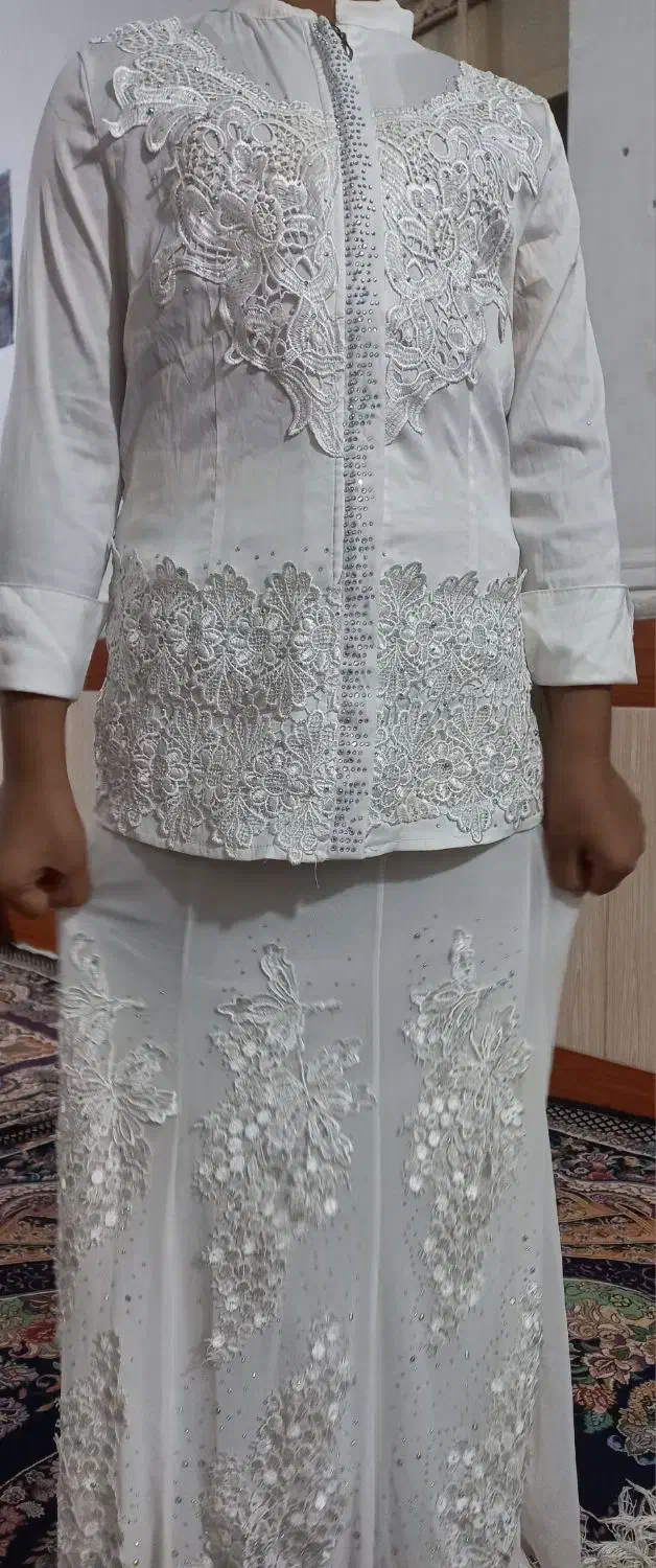 لباس مجلسی|لباس|کارون, |دیوار