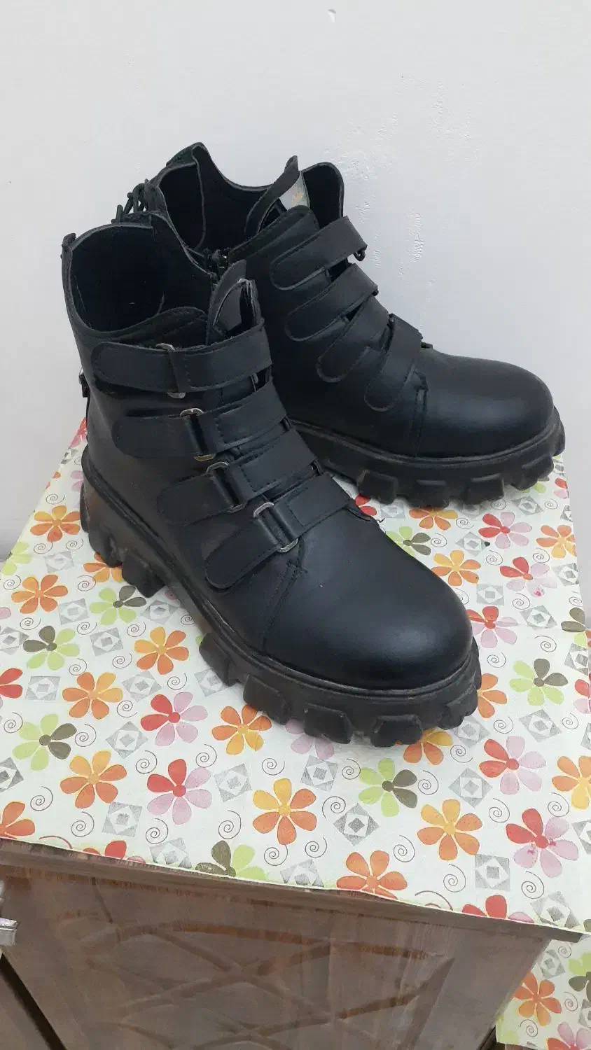 نیم بوت زنانه|کیف، کفش، کمربند|رباطکریم, شهرک والفجر|دیوار