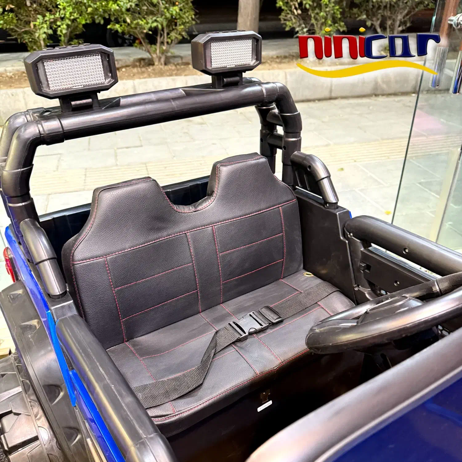 ماشین شارژی جیپ بنز دونفره چهارموتوره|اسباب‌بازی بچه|تهران, تختی|دیوار