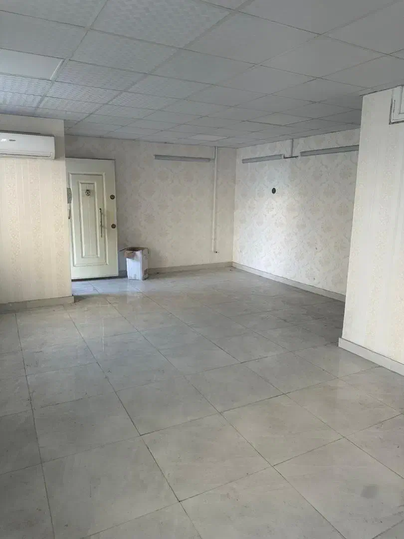 واحد تجاری راه جدا/معلم روبرو شاین|اجارهٔ دفتر کار، اتاق اداری، مطب|رشت, معلم|دیوار