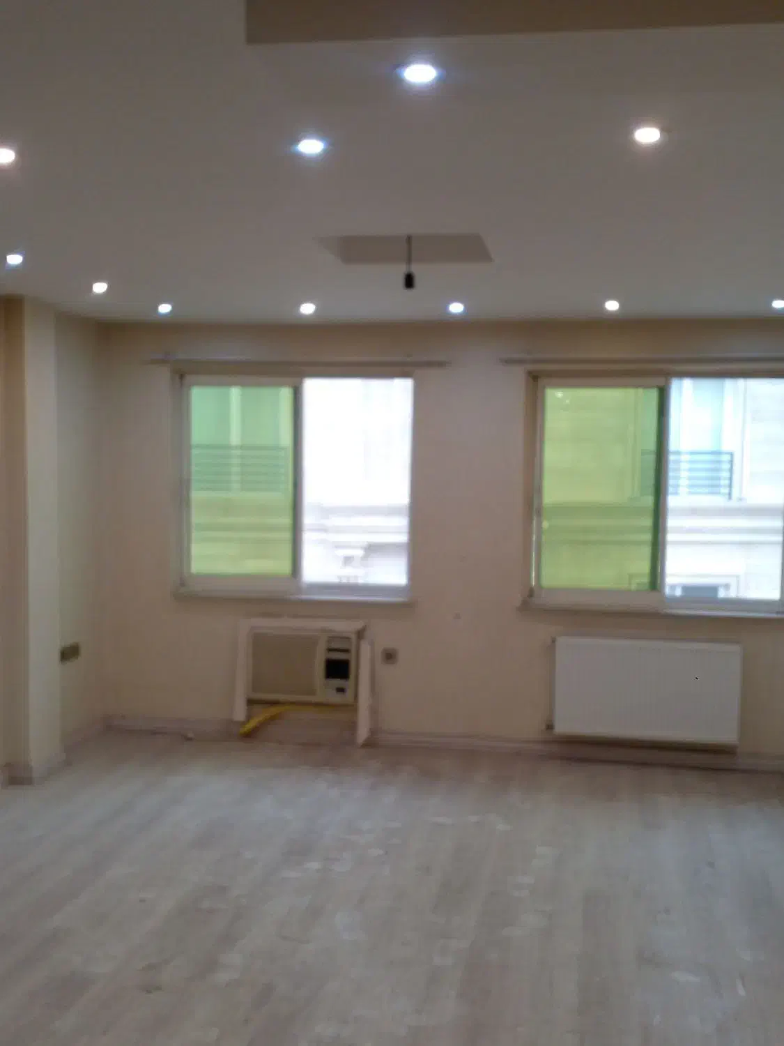 فروش واحد طبقه 3 بدون اسانسور گلسار .گلایل|فروش آپارتمان|رشت, کاکتوس|دیوار